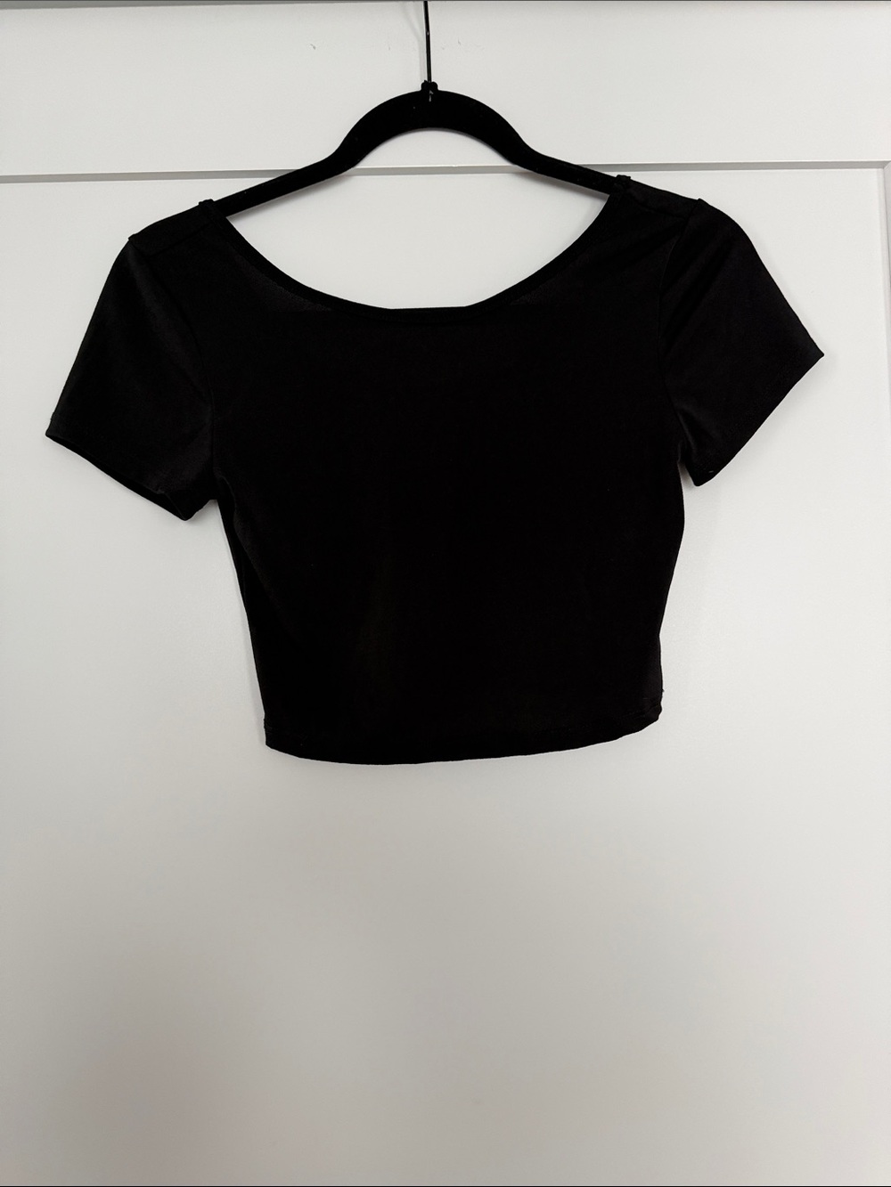 Essential Black Short Sleeve Crop Top